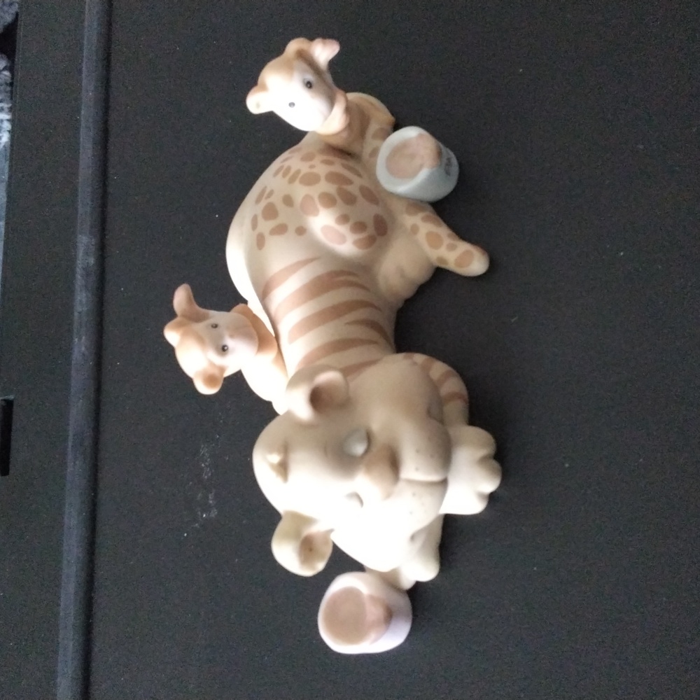 Precious Moments Lion/tiger figurine